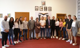 Konstituohet Parlamenti Studentor dhe Këshillet e Studentëve në fakultetet e Universitetit “Fehmi Agani”